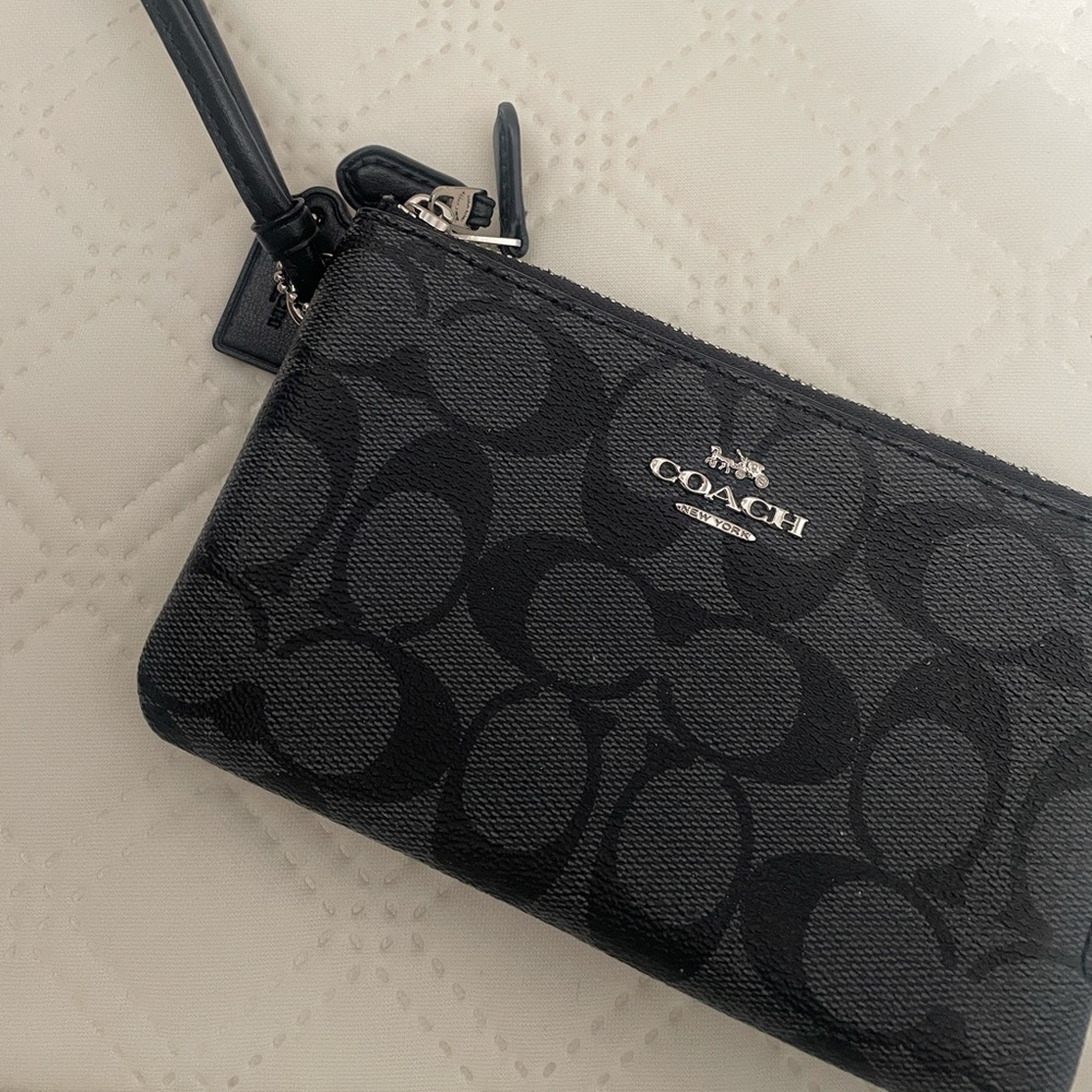 Coach Double Zipper Wristlet